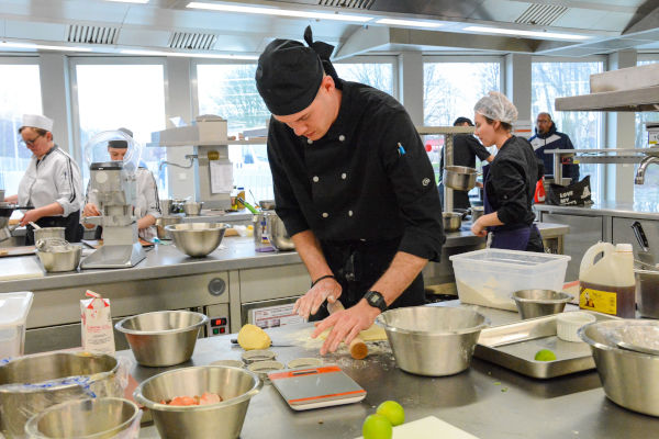 Habilidades de currículo de agente de catering e objetivo de currículo