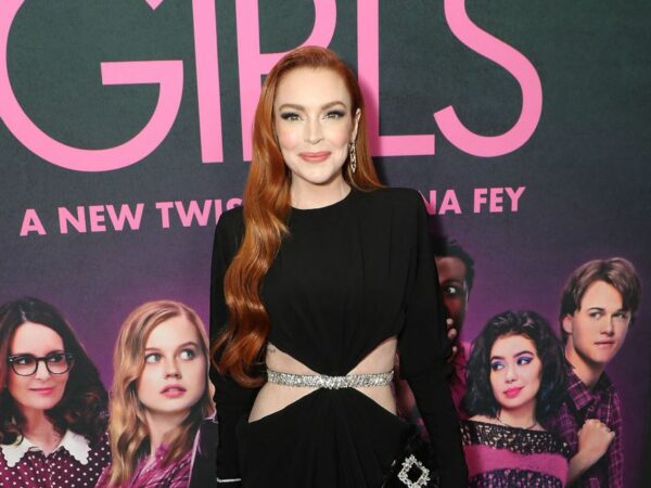 Lindsay Lohan se toma una broma en su contra en el remake de “Mean Girls”